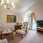Garden - Certificate Of Excellence 10 Five-stars For 2024 Awarded By Htif Отель Пловдив