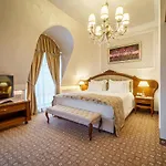 Отель Garden - Certificate Of Excellence 10 Five-stars For 2024 Awarded By Htif