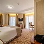Отель Garden - Certificate Of Excellence 10 Five-stars For 2024 Awarded By Htif