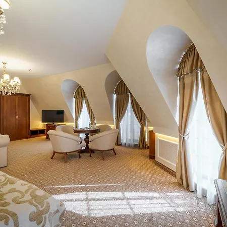 Garden: Excellence-awarded Five-star Urban Retreat Hotel Plovdiv