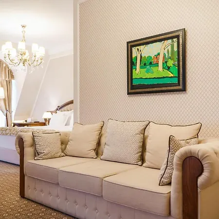 Garden - Certificate Of Excellence 10 Five-stars For 2024 Awarded By Htif