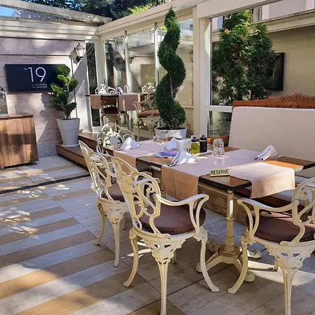 Отель Garden - Certificate Of Excellence 10 Five-stars For 2024 Awarded By Htif 5*