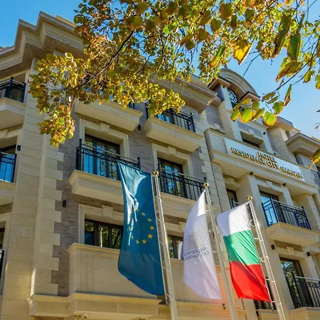 Отель Garden - Certificate Of Excellence 10 Five-stars For 2024 Awarded By Htif 5*