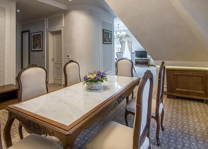 Garden - Certificate Of Excellence 10 Five-stars For 2024 Awarded By Htif 酒店