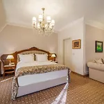 Garden - Certificate Of Excellence 10 Five-stars For 2024 Awarded By Htif