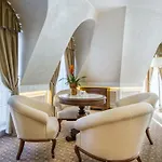Garden - Certificate Of Excellence 10 Five-stars For 2024 Awarded By Htif 5* Plovdiv