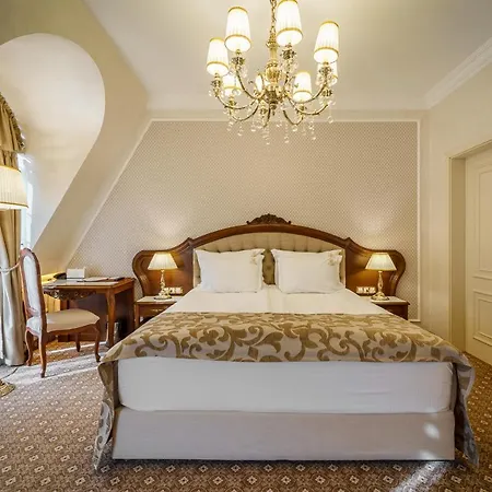Garden - Certificate Of Excellence 10 Five-stars For 2024 Awarded By Htif Plovdiv