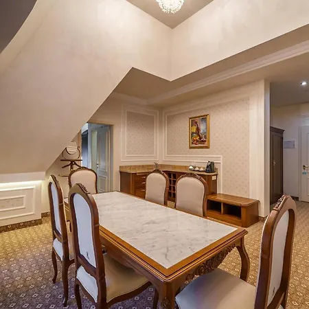 Готель Garden - Certificate Of Excellence 10 Five-stars For 2024 Awarded By Htif