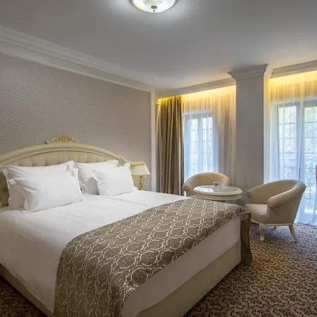 Garden - Certificate Of Excellence 10 Five-stars For 2024 Awarded By Htif Hotel 5*