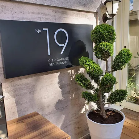 Garden - Certificate Of Excellence 10 Five-stars For 2024 Awarded By Htif 호텔