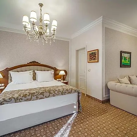 Garden: Excellence-awarded Five-star Urban Retreat Hotel 5*
