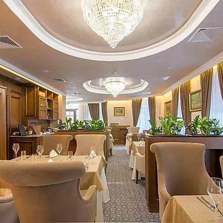 Garden: Excellence-awarded Five-star Urban Retreat Hotel
