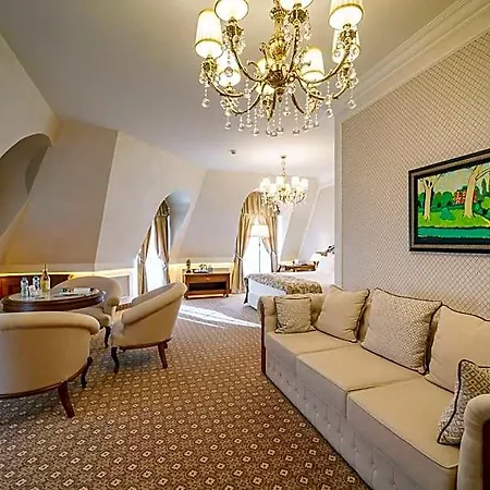 Hotel Garden: Excellence-awarded Five-star Urban Retreat Plovdiv