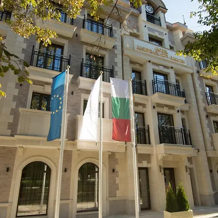 Garden - Certificate Of Excellence 10 Five-stars For 2024 Awarded By Htif Plowdiw