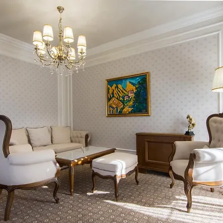 Hotel Garden: Excellence-awarded Five-star Urban Retreat 5*