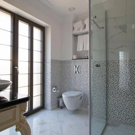 Garden: Excellence-awarded Five-star Urban Retreat 5*