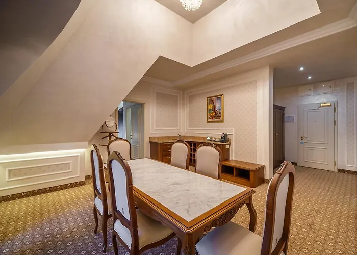 Hotell Garden - Certificate Of Excellence 10 Five-stars For 2024 Awarded By Htif