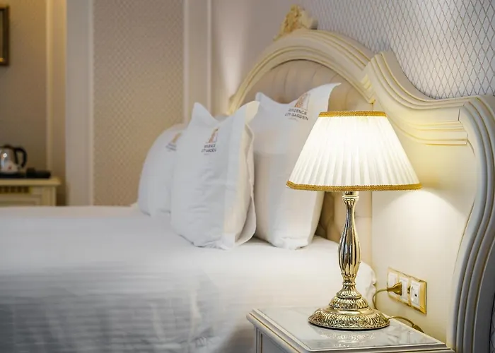 Hotell Garden - Certificate Of Excellence 10 Five-stars For 2024 Awarded By Htif 5*