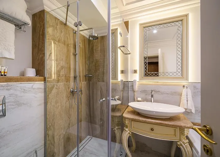 Hotel Garden - Certificate Of Excellence 10 Five-stars For 2024 Awarded By Htif 5*