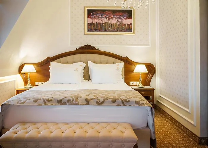 Garden - Certificate Of Excellence 10 Five-stars For 2024 Awarded By Htif Hotel 5*