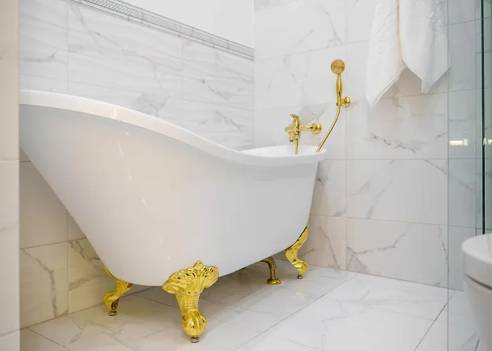 Garden - Certificate Of Excellence 10 Five-stars For 2024 Awarded By Htif Hotel Plovdiv