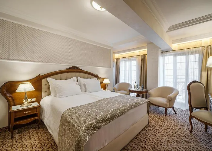 Garden - Certificate Of Excellence 10 Five-stars For 2024 Awarded By Htif 5* 普罗夫迪夫