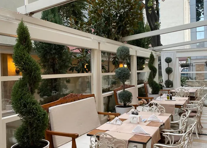 Garden - Certificate Of Excellence 10 Five-stars For 2024 Awarded By Htif 5* פלובדיב