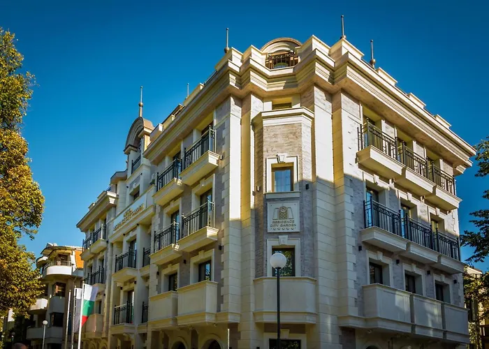 Garden - Certificate Of Excellence 10 Five-stars For 2024 Awarded By Htif Hotel 5*