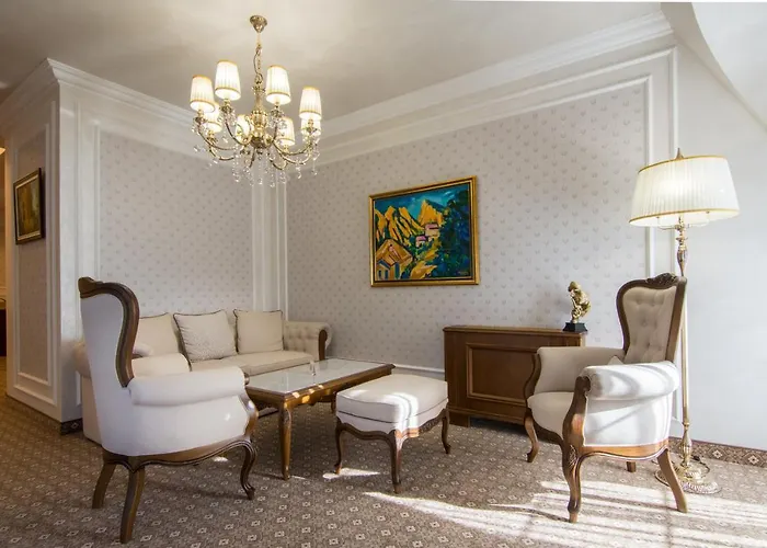 Hotel Garden - Certificate Of Excellence 10 Five-stars For 2024 Awarded By Htif 5*