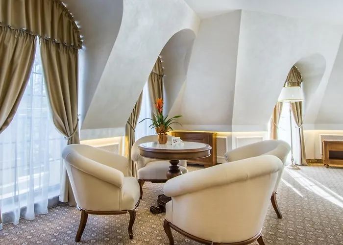 Garden - Certificate Of Excellence 10 Five-stars For 2024 Awarded By Htif 5* Plovdiv